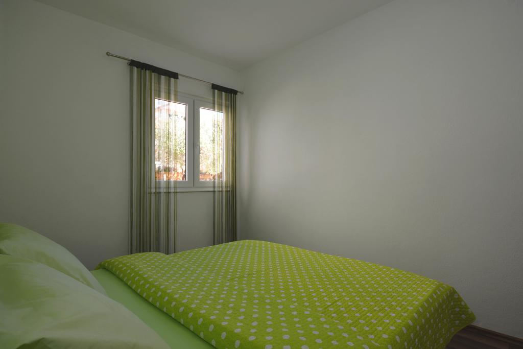 Apartment Maslina *