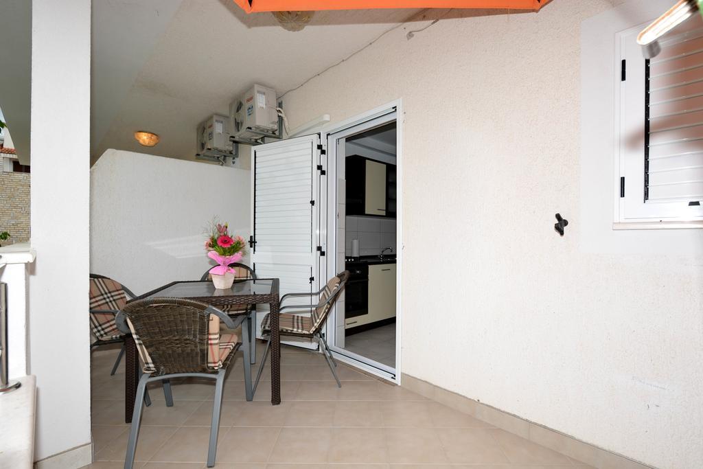 Apartment Maslina *