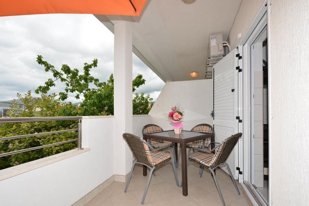 Apartment Maslina Trogir