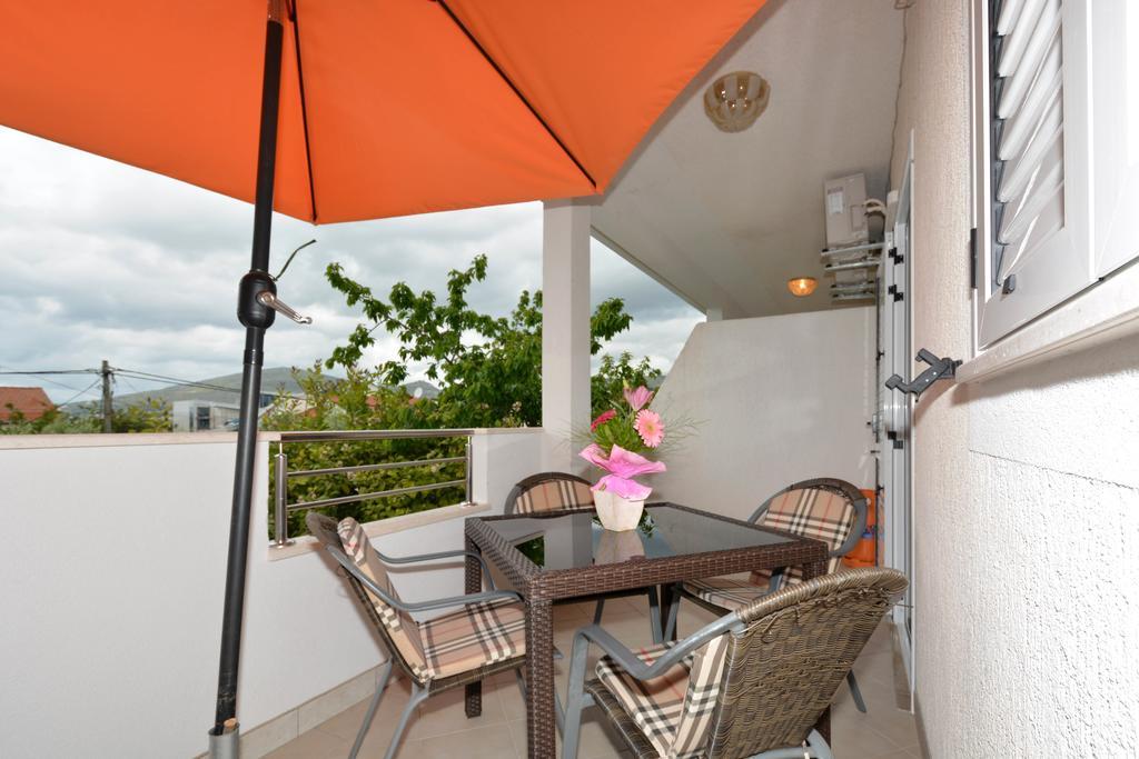 Apartment Maslina *