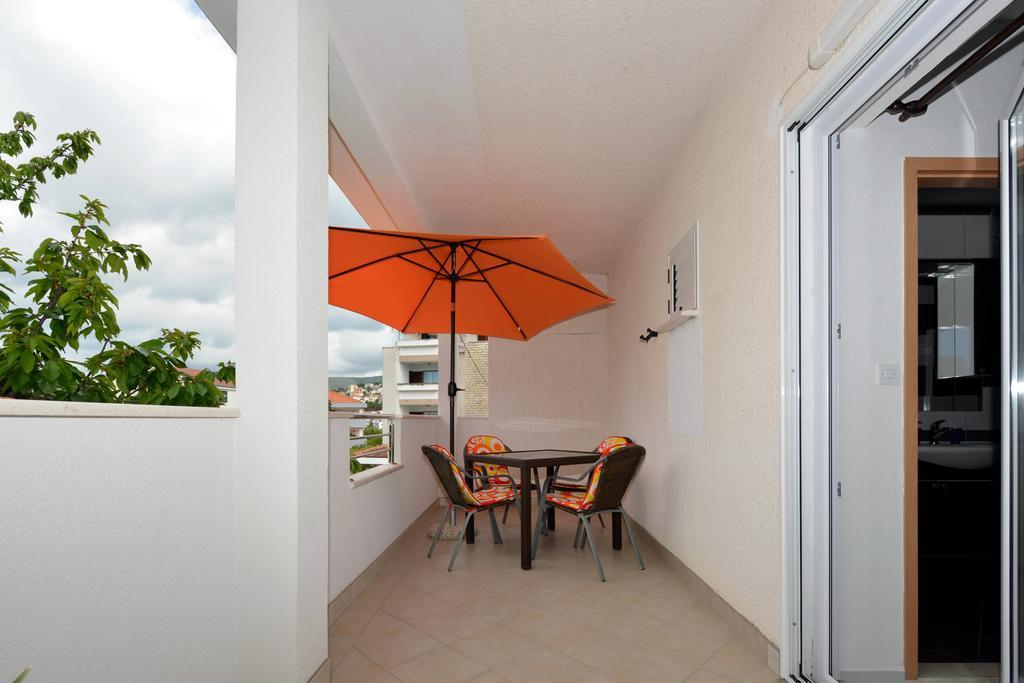 Apartment Maslina *