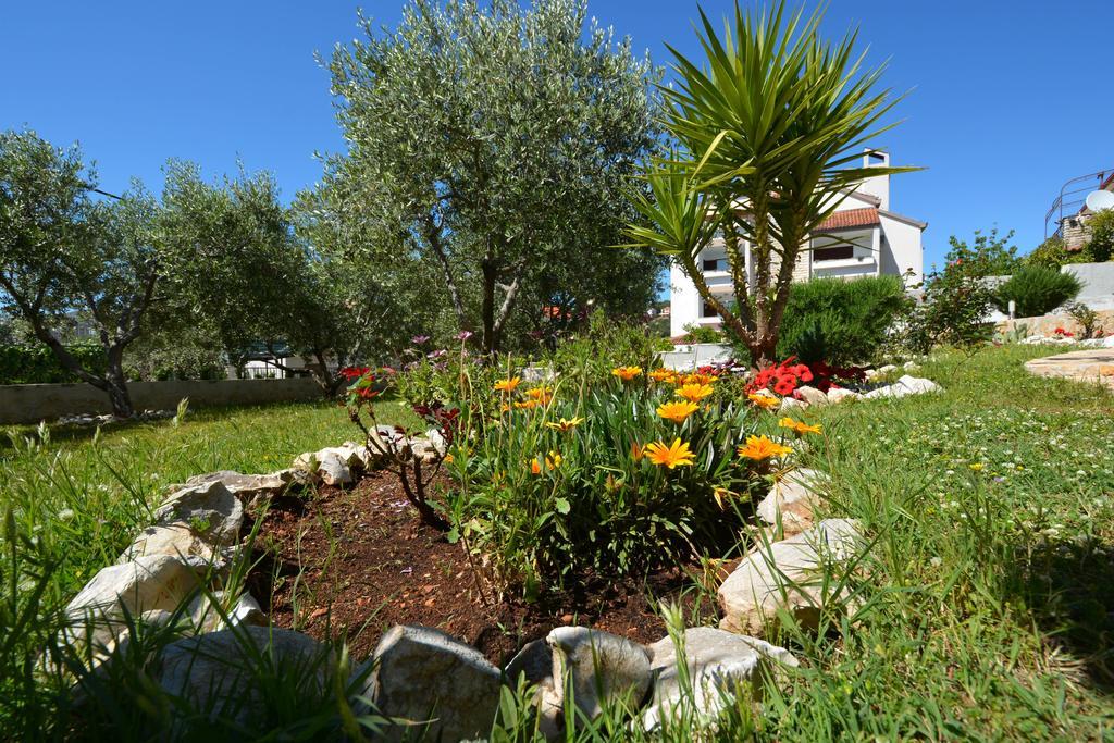 Apartment Maslina Trogir